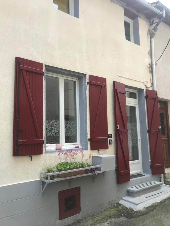 Maison Chaleureuse Au Centre Ville Nérac Екстериор снимка